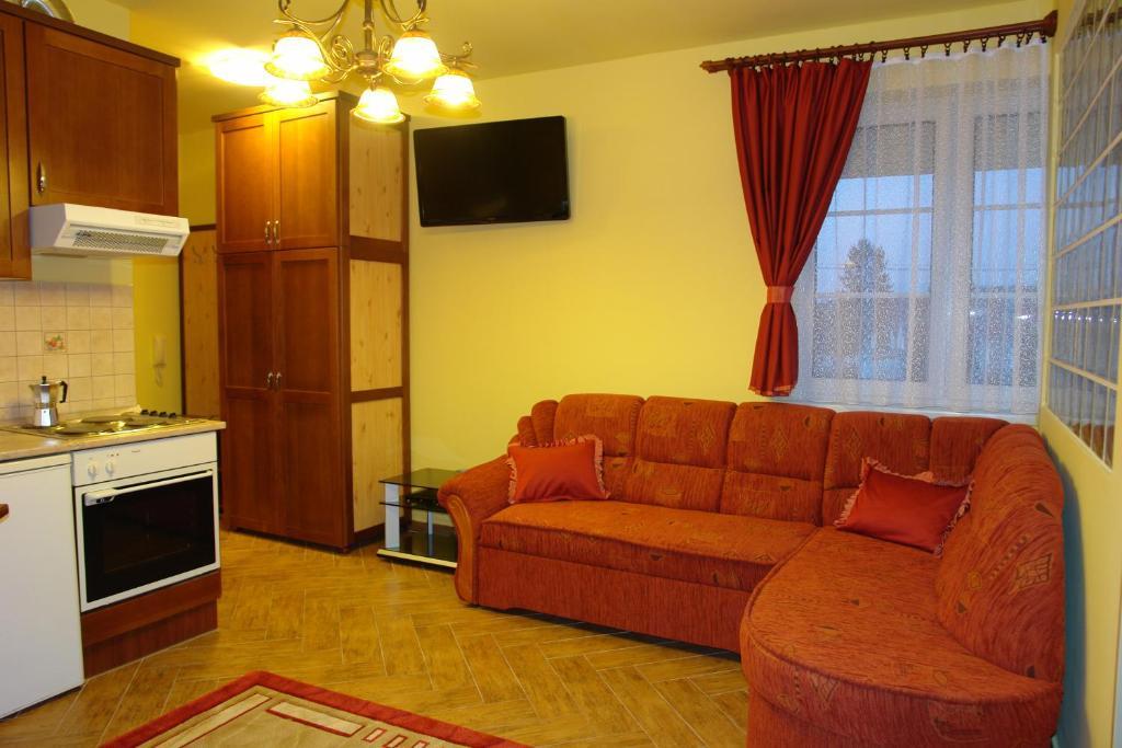 Sárvár Holdlux Apartmanok חדר תמונה