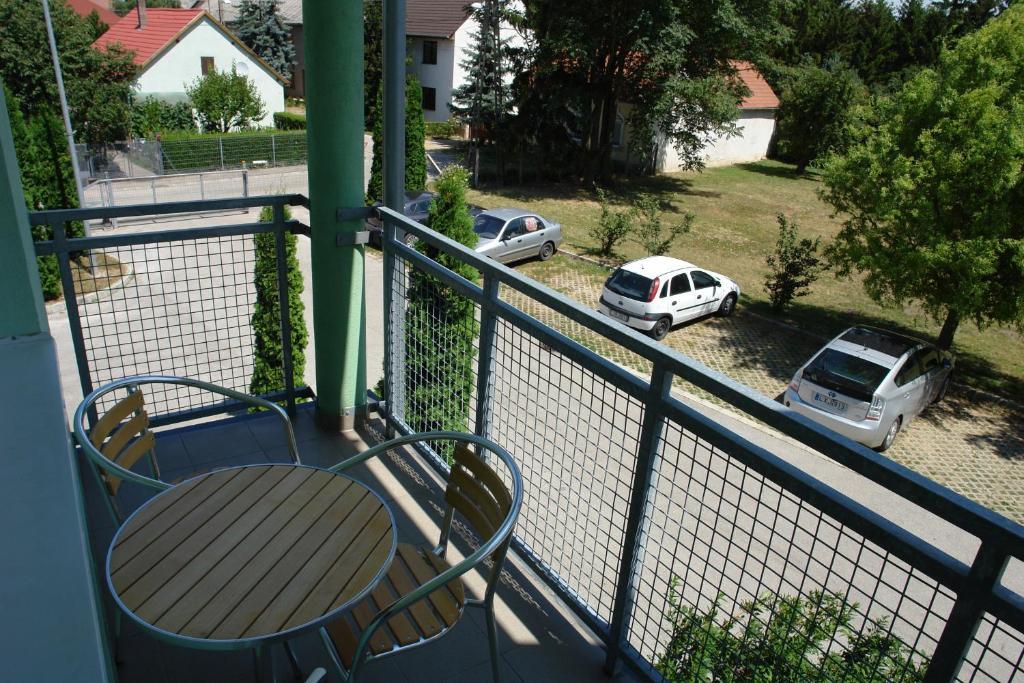 Sárvár Holdlux Apartmanok חדר תמונה